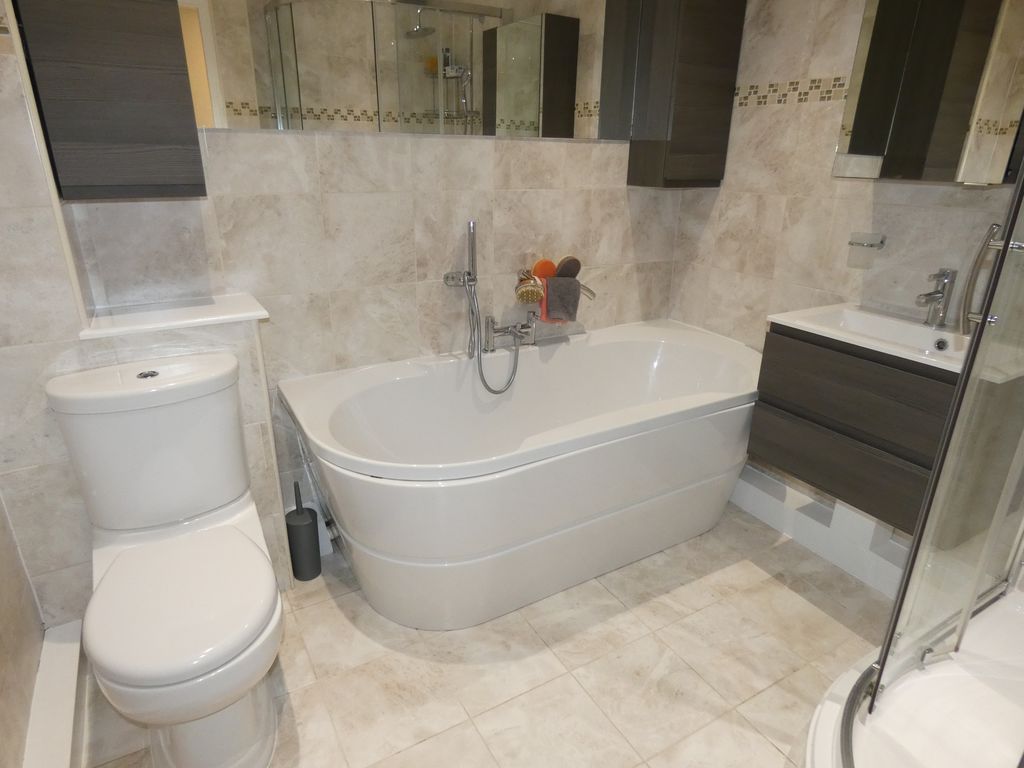 Bathroom- click for photo gallery